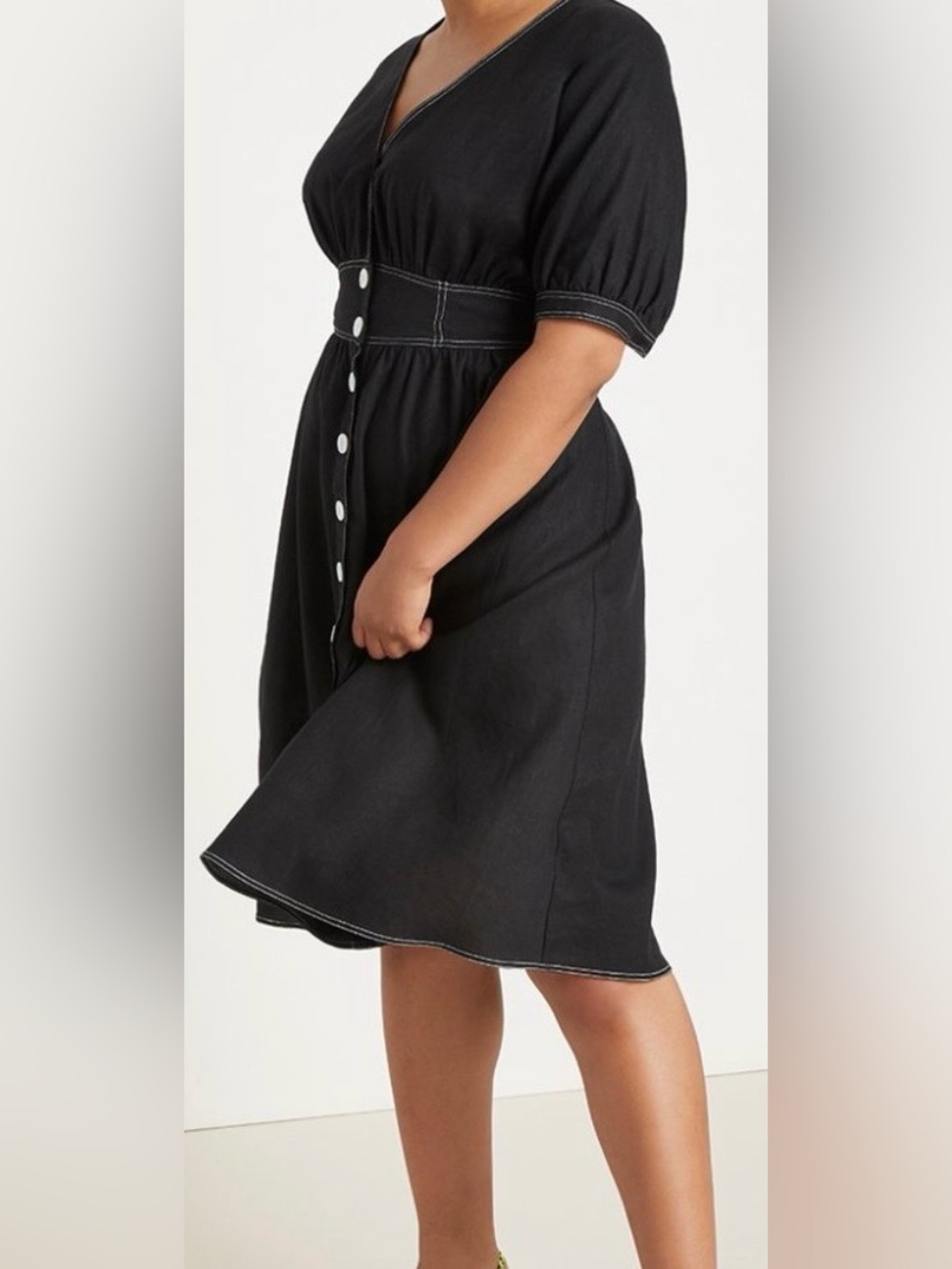 Eloquii Black Linen Blend Dress
Size 18| Elastic Waist 
 contrast stitching